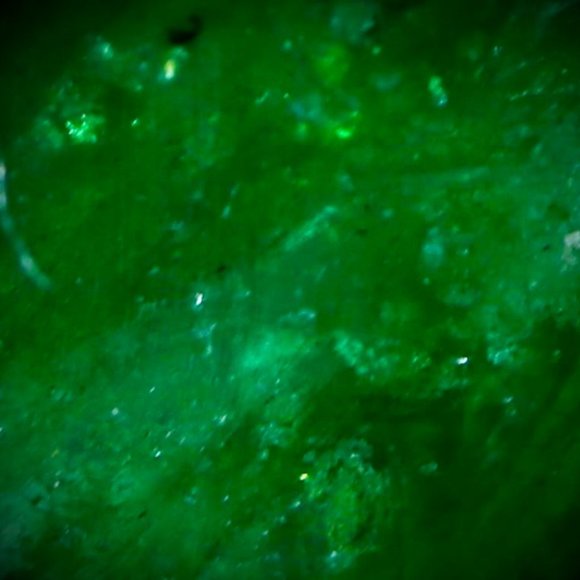 Emerald 1.30ct Diamonds 22K Gold Multistone Ring - Picture 3 of 8